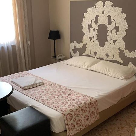 Due Cani Apartment Palermo Exteriér fotografie